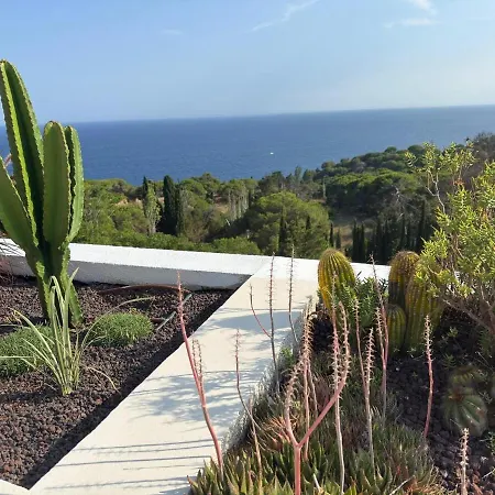 Villa Romantic Sea Views On The Costa Brava *